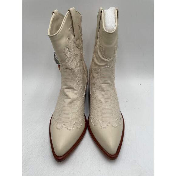 MIA Cream Western Boots - Picture 6 of 11